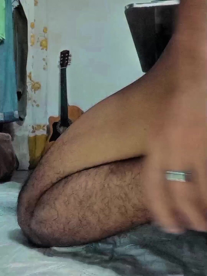 Rouge_eastson: 섹스 인형을 따먹는 젊은 남자