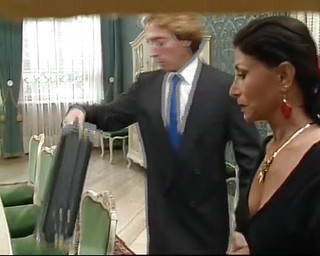 German amateur couples: Dvě německé dámy potěší tvrdého ptáka svými těsnými otvory