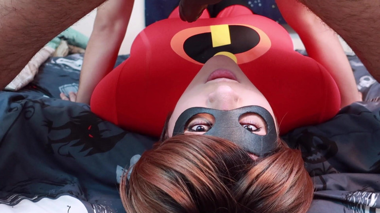 VickyVixen: Elastigirl în față