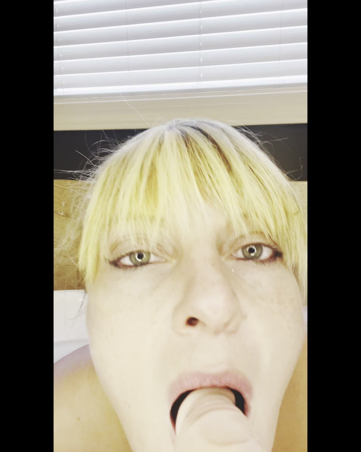 Whitneylane: 틴더 데이트는 내 섹스 토이로 축소