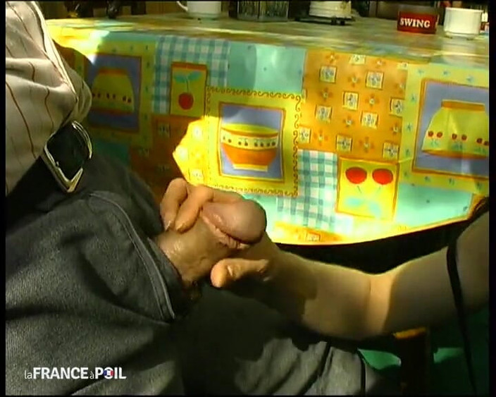Rue Chaude: Grandpa Tests Dating Sites, and It Works.