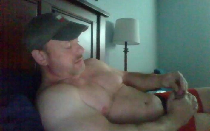 Jockdr2020: Shorts vermelhos musculosos