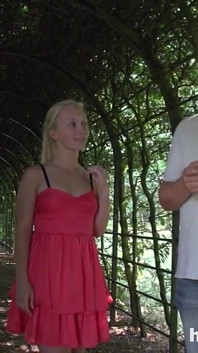 Esmee Is Fucked in Public