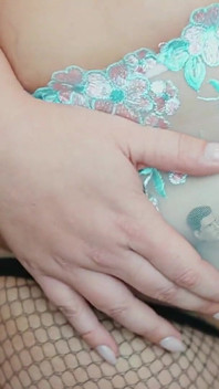 Giantess Keeps You for Later