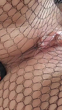 Pipì a rete ed un plug anale