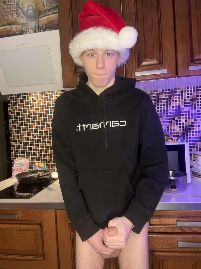 Morflot24: 義理の兄弟の誘惑がツインクに大量の潮水を出すと想像する