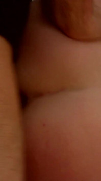 Hairy Samantha Bentley and Ryan love to fuck in the car