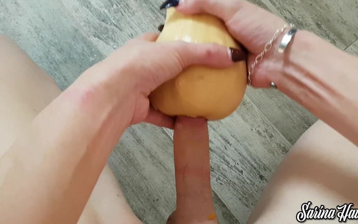 Sarina Havok: Söt tgirl knullar en squash!