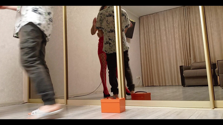 Dimelyx: 레드 걸프렌드