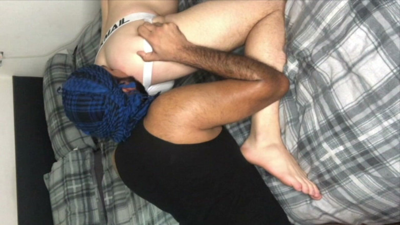 Straights boys loves gay: Used Raw by Arab at This Hotel