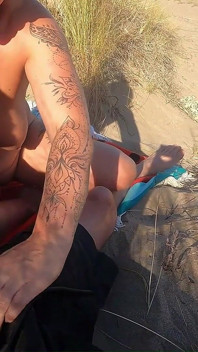 Kinky Couple Big Ass Curvy - French Creampie Beach Fuck