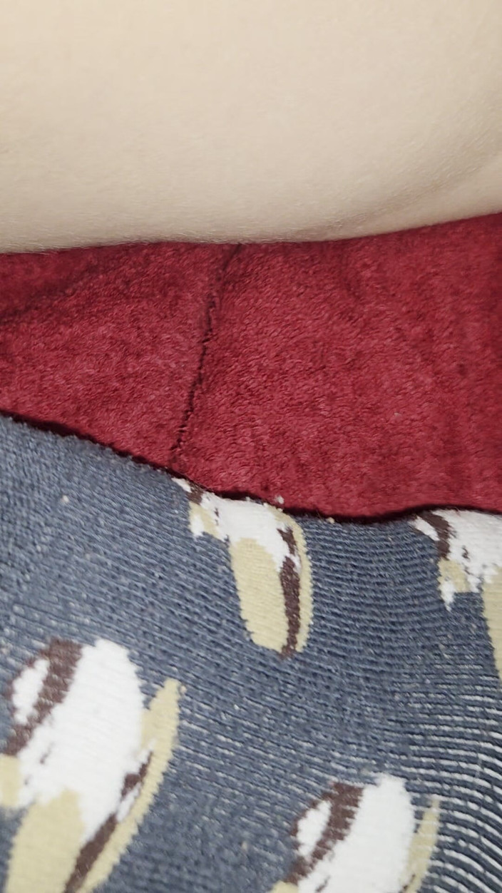 Ana Liz: Ana Liz propt haar hongerige kontgaatje en rekt haar strakke...