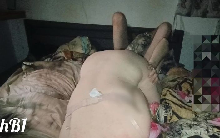 Redhead Bunny1: Inilah yang tampak seperti orgasme nyata ketika memek Anda dijilat...