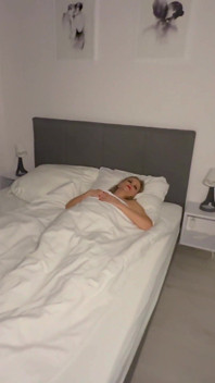 Despertarse con polla en su coño