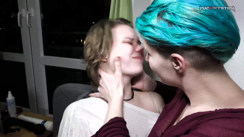 Fuck n Fetish: Přiměju ji, aby mě políbila
