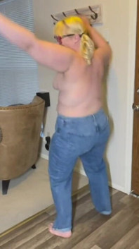 BBW Dancing Queen Shows off Her Jiggly Fat Body
