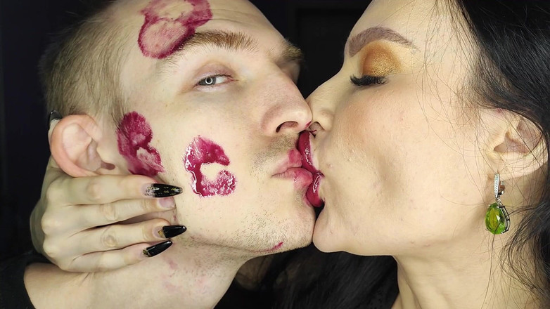 Princess18_: Super brilhante batom brilhante, beijos pegajosos