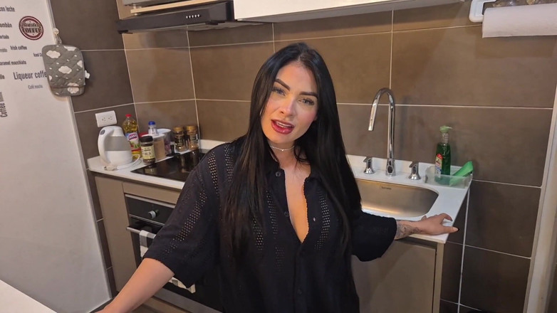 AlejandraPalacios: Wife Gives Him a Good Blowjob on Men's Day