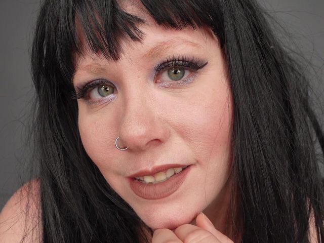 Eye Contact Only JOI Green Eyes and Dark Hair (Deanna Deadly)