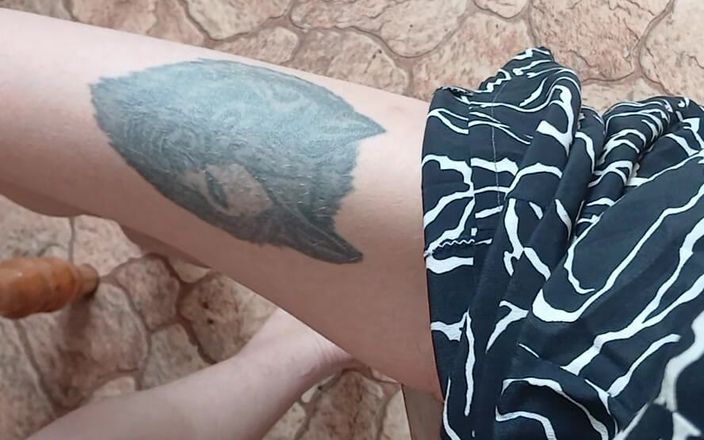 Lesbian-candys: 穿着夏装的女孩自慰