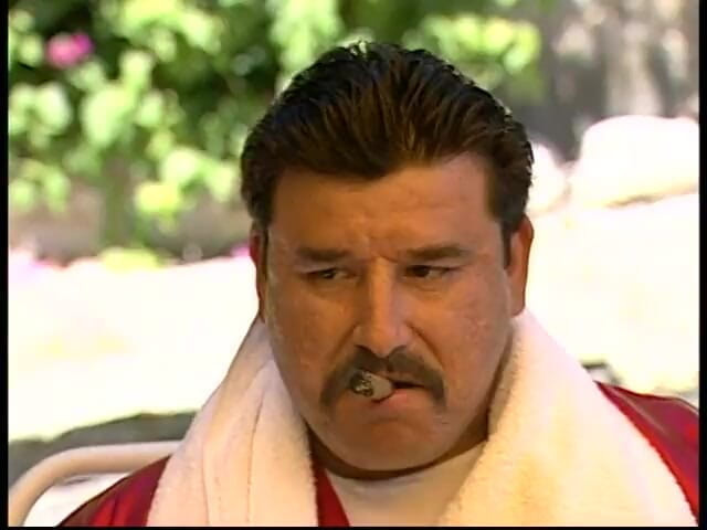 3 Bangers: Șeful Mafia îi ordonă fetei să sugă băieții