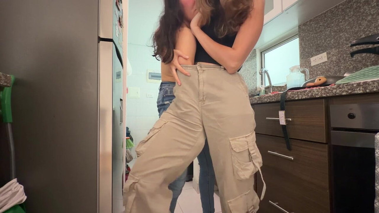 scarlettandc: Het getrippel dat de kutjes van lesbiennes nat maakt