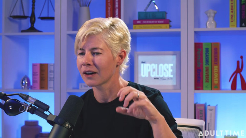 Adult Time Podcast: Charlie Forde: finales felices y orgasmos sobrevalorados | el podcast de...