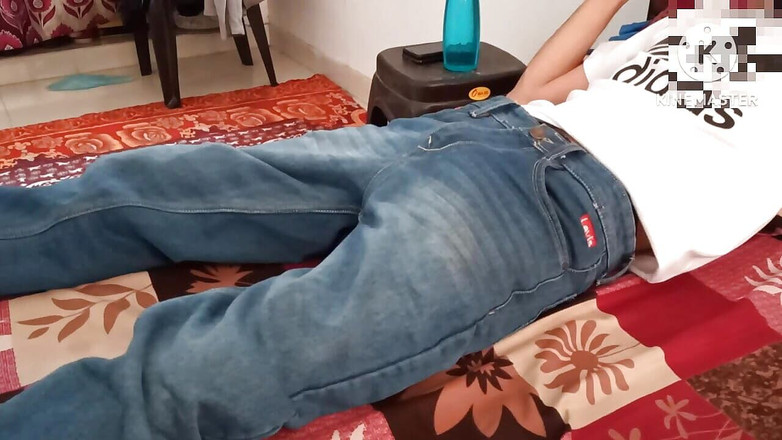 Desi__Panda: Indisk rak pojke stor kuk onani medan rumskompis i rummet