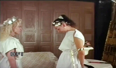 House of lords and mistresses in the spanking zone: Bangsawan romawi dominan menampar budaknya yang patuh