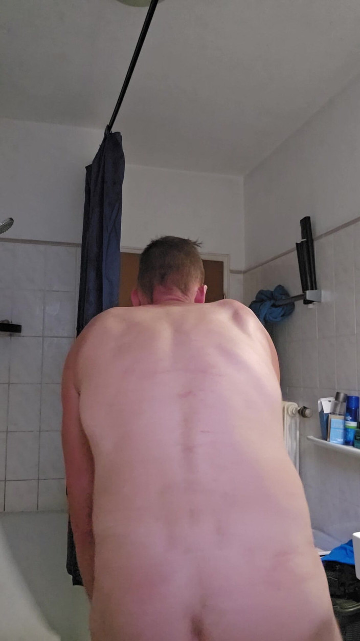 Chris_snoopy_91: Duşta benim için al