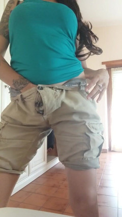 savannahamatoriale: 섹시한 Lara Croft 이탈리아 코스프레