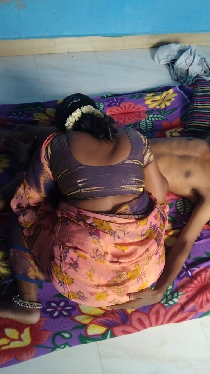 Benita sweety: Shy Stepaunty First Time Sex with Her Stepson
