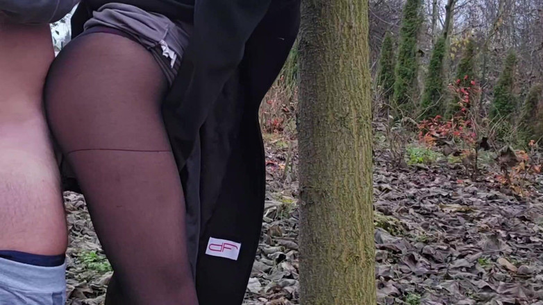 Christi: En Public - Baise Étudiante