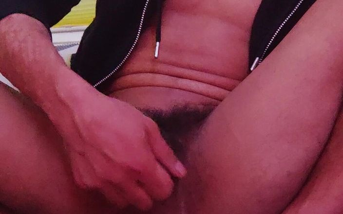 Costiro: あなたはそのような潮吹き、小便、お尻、そして同時に射精のようなものを見ることは決してありません