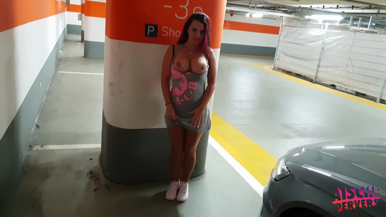 Aische Pervers: Pișare în gură