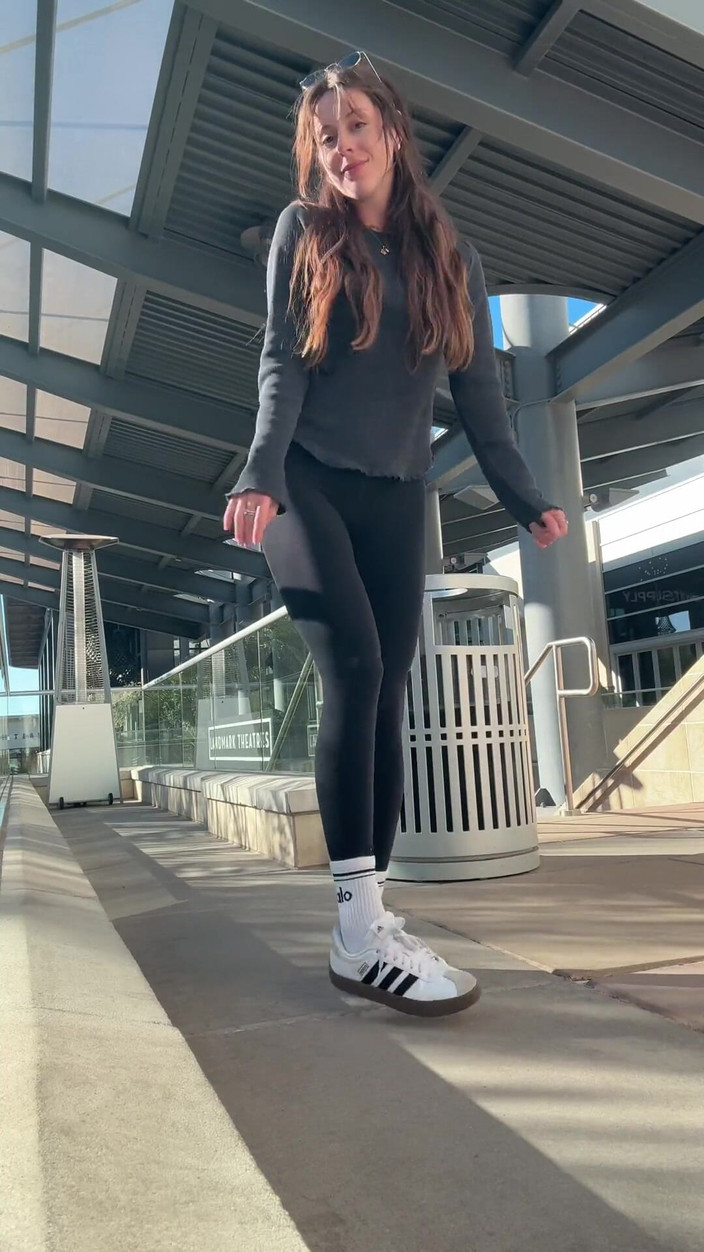 Nadia Foxx: Finding a Spot at the Mall to Cum Hard | Orgasm |...
