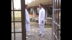 Hastanede sidik ve yumruk!