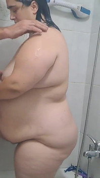 Seks di kamar mandi