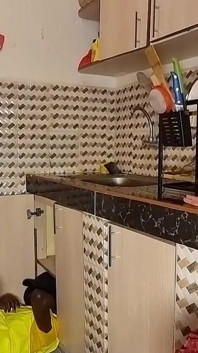 Napalony hydraulik wiercący jej duży tyłek