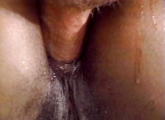 Big Beautiful Babes: Velký černý zadek do něj dostane dlouhé péro