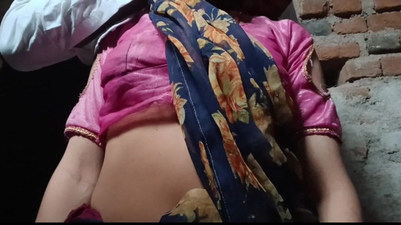 Royal girl: He Pulled Out of My Sister-in-law's Pussy and Came.