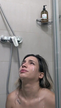 Megan uwielbia sikać na dziwkę Bonus