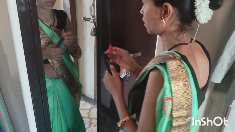 Desishycouple: Istri India pakai kain sprei warna hijau bagian 2