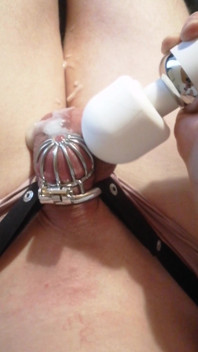 Sissy Cumming in Chastity