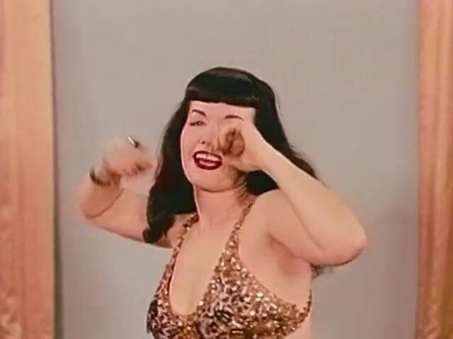 Vintage Usa: Kompilasi. Tarian erotis dan persaingan kucing tante seksi jadul (tanpa audio...
