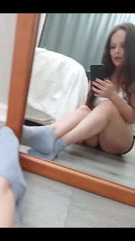 Škádlení v my blue an kotníkových ponožkách