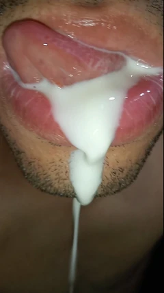 Deepthroat sloopy, enam bungkusan besar dan venozo, zakar submisif