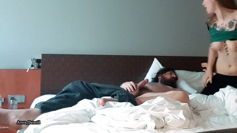 Arwen Datnoid: Hotel room in Germany