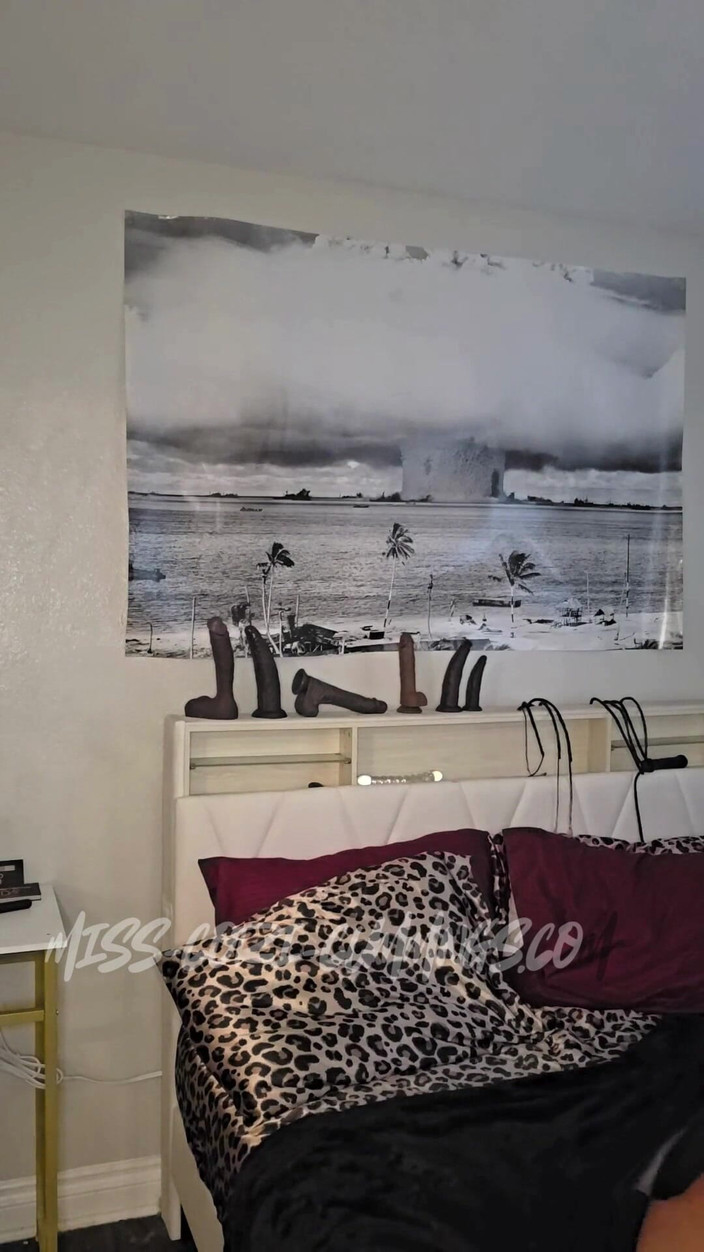 Miss Cori Cummings: 7k празднование щебетать