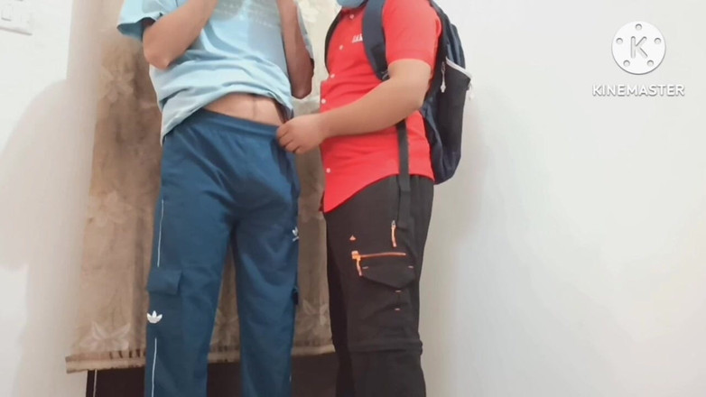 Desi__Panda: 내 여친은 쪼이는 보지를 가지고 노는 걸 좋아해